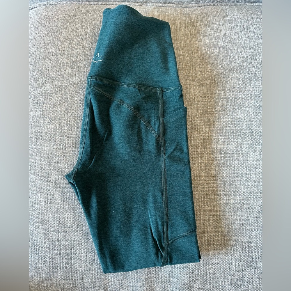NWT Beyond Yoga Spacedye Equipped Pocket Midi Legging- MIDNIGHT GREEN - Picture 3 of 7